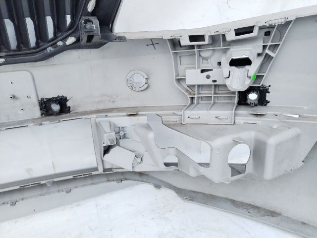 bontott SKODA OCTAVIA III Első Lökhárító (Üresen)