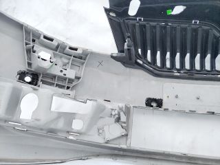 bontott SKODA OCTAVIA III Első Lökhárító (Üresen)