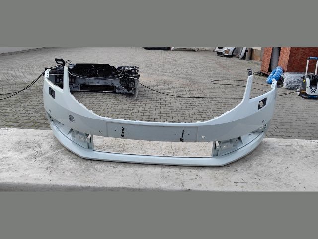 bontott SKODA OCTAVIA III Első Lökhárító (Üresen)