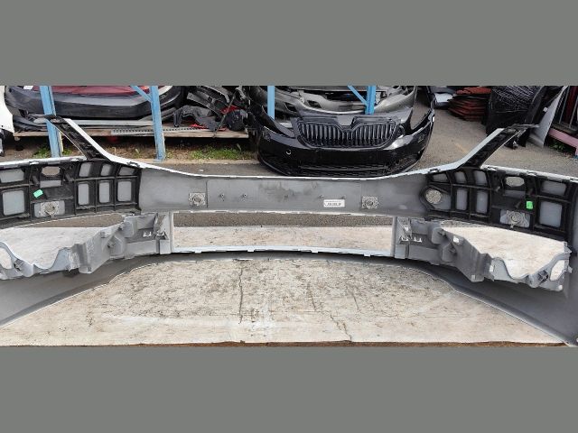 bontott SKODA OCTAVIA III Első Lökhárító (Üresen)