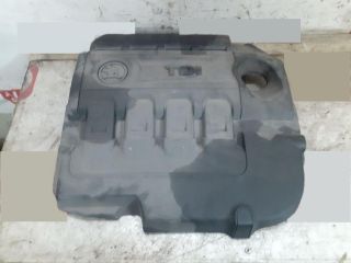 bontott SKODA OCTAVIA III Felső Hűtőburkolat