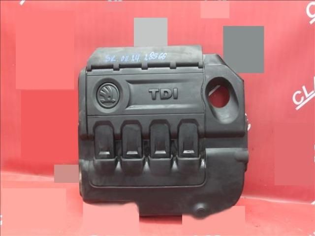 bontott SKODA OCTAVIA III Felső Hűtőburkolat