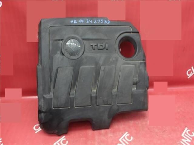 bontott SKODA OCTAVIA III Felső Hűtőburkolat