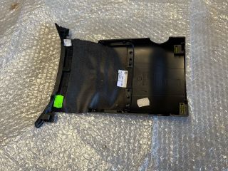 bontott SKODA OCTAVIA III Felső Kormányoszlop Burkolat