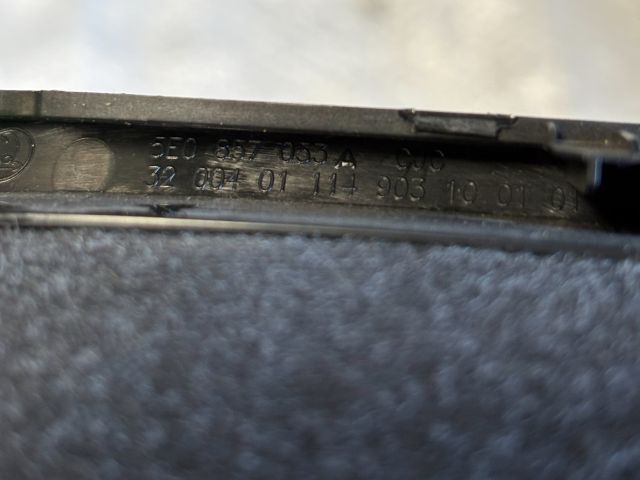 bontott SKODA OCTAVIA III Felső Kormányoszlop Burkolat