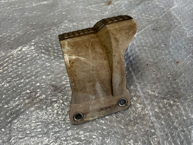 bontott SKODA OCTAVIA III Féltengely Hővédő Lemez