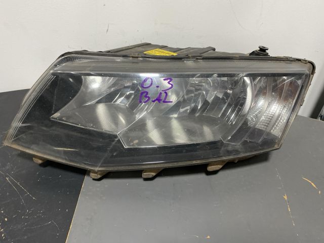 bontott SKODA OCTAVIA III Fényszóró Pár