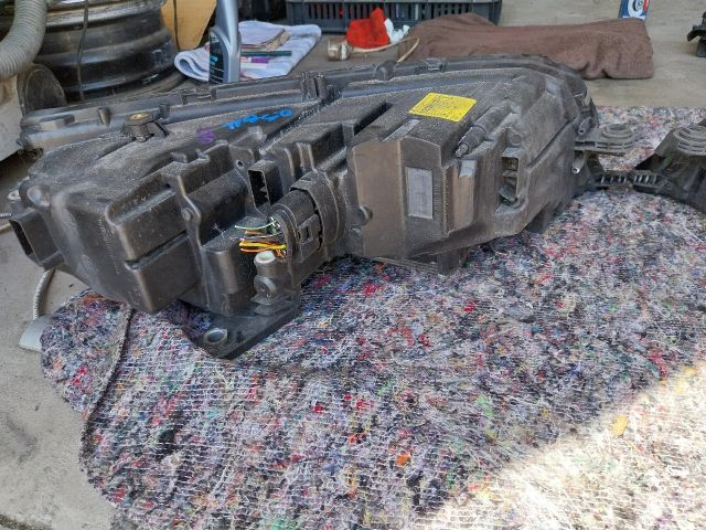 bontott SKODA OCTAVIA III Fényszóró Pár