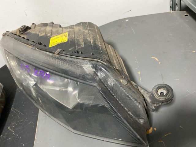 bontott SKODA OCTAVIA III Fényszóró Pár