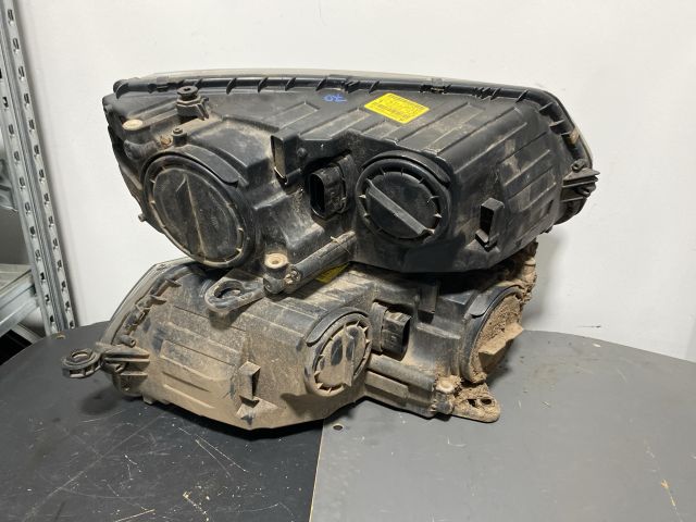 bontott SKODA OCTAVIA III Fényszóró Pár