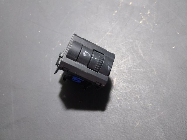 bontott SKODA OCTAVIA III Fényszórómagasság Állító Kapcsoló