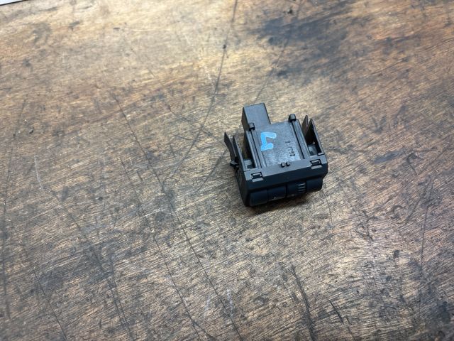 bontott SKODA OCTAVIA III Fényszórómagasság Állító Kapcsoló