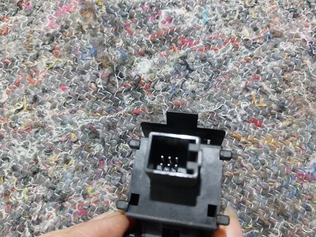 bontott SKODA OCTAVIA III Fényszórómagasság Állító Kapcsoló