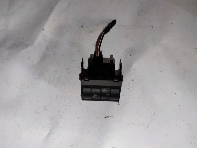 bontott SKODA OCTAVIA III Fényszórómagasság Állító Kapcsoló