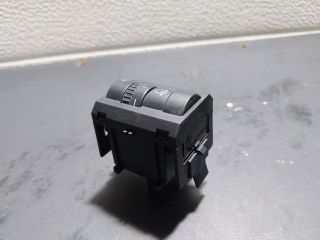 bontott SKODA OCTAVIA III Fényszórómagasság Állító Kapcsoló