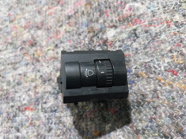 bontott SKODA OCTAVIA III Fényszórómagasság Állító Kapcsoló