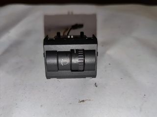 bontott SKODA OCTAVIA III Fényszórómagasság Állító Kapcsoló