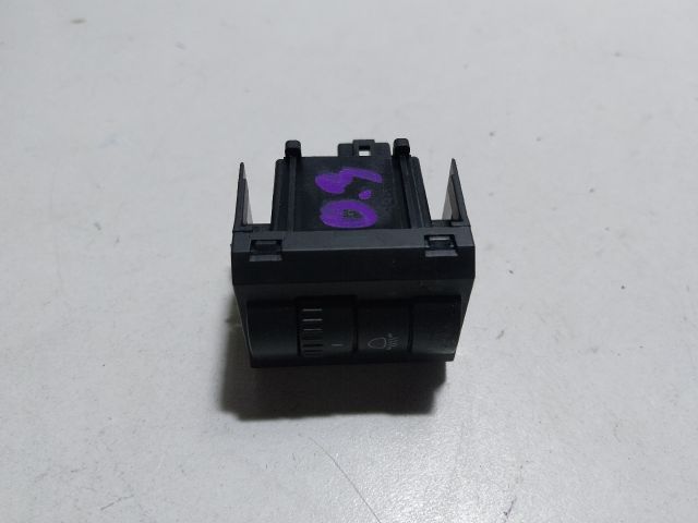 bontott SKODA OCTAVIA III Fényszórómagasság Állító Kapcsoló