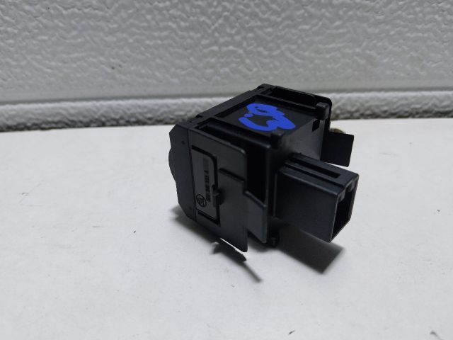 bontott SKODA OCTAVIA III Fényszórómagasság Állító Kapcsoló