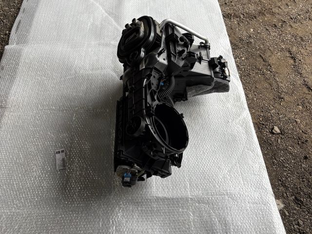 bontott SKODA OCTAVIA III Fűtés Box