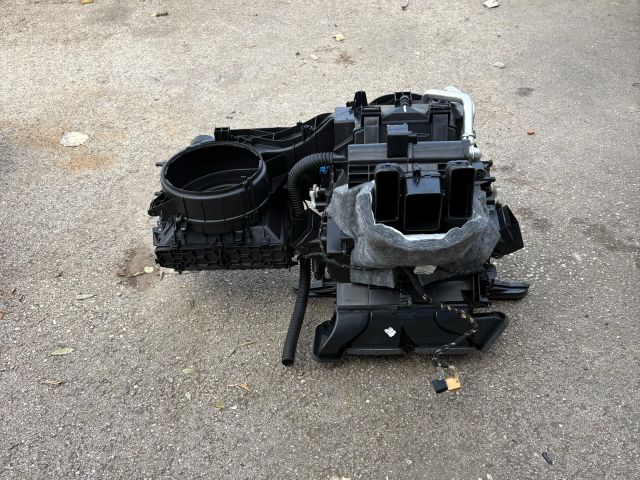 bontott SKODA OCTAVIA III Fűtés Box