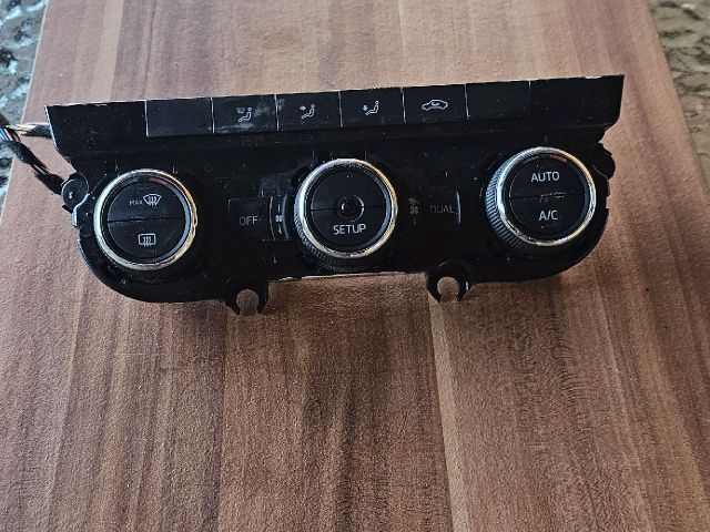 bontott SKODA OCTAVIA III Fűtés Vezérlő Modul