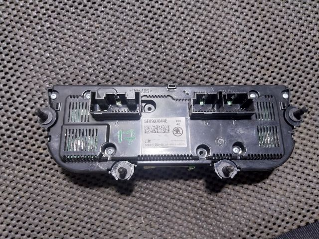 bontott SKODA OCTAVIA III Fűtéskapcsoló (digit klímás)