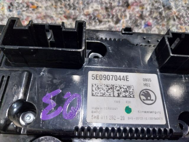 bontott SKODA OCTAVIA III Fűtéskapcsoló (digit klímás)