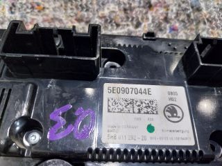 bontott SKODA OCTAVIA III Fűtéskapcsoló (digit klímás)