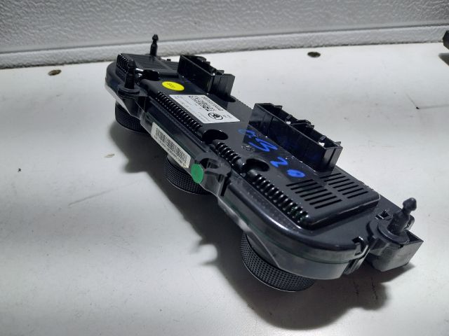 bontott SKODA OCTAVIA III Fűtéskapcsoló (digit klímás)