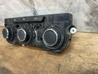 bontott SKODA OCTAVIA III Fűtéskapcsoló (digit klímás)