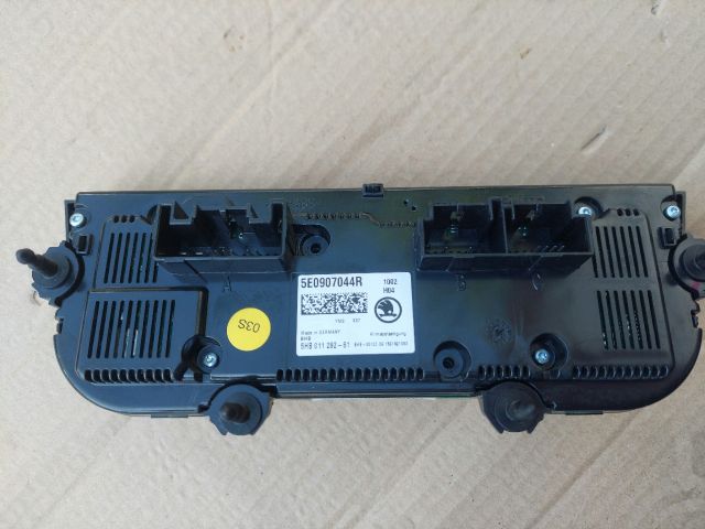 bontott SKODA OCTAVIA III Fűtéskapcsoló (digit klímás)