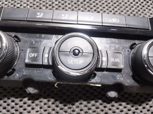 bontott SKODA OCTAVIA III Fűtéskapcsoló (digit klímás)