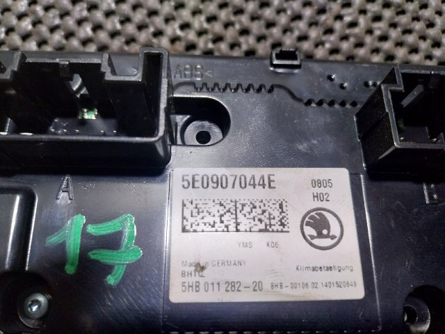 bontott SKODA OCTAVIA III Fűtéskapcsoló (digit klímás)