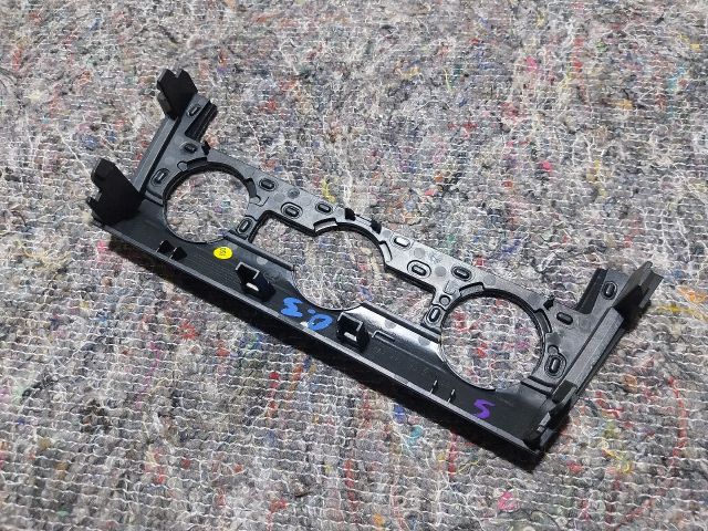 bontott SKODA OCTAVIA III Fűtéskapcsoló Keret