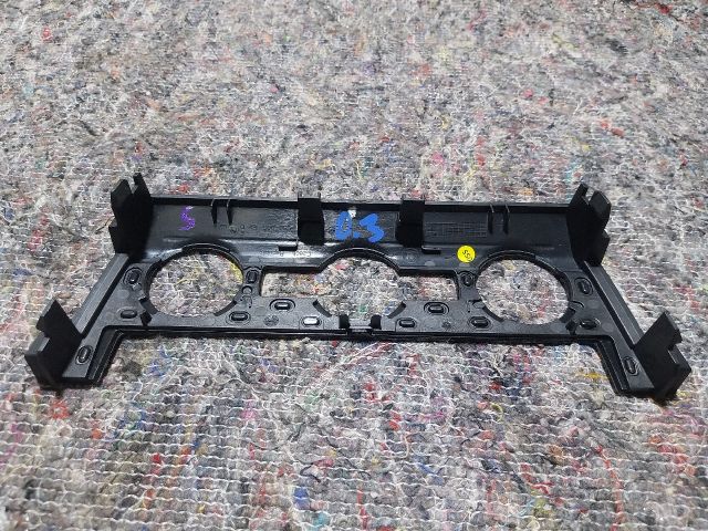 bontott SKODA OCTAVIA III Fűtéskapcsoló Keret