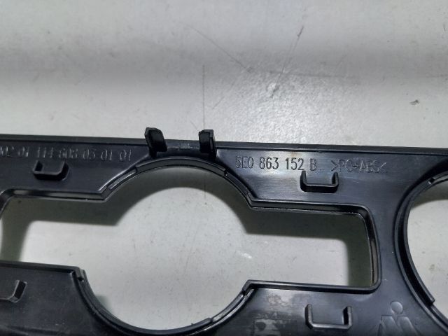 bontott SKODA OCTAVIA III Fűtéskapcsoló Keret