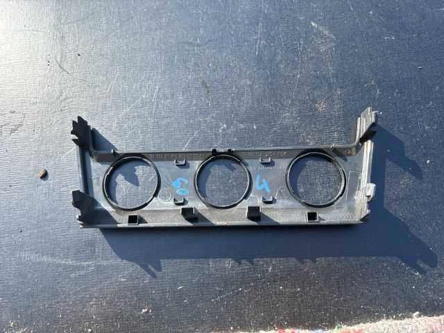 bontott SKODA OCTAVIA III Fűtéskapcsoló Keret