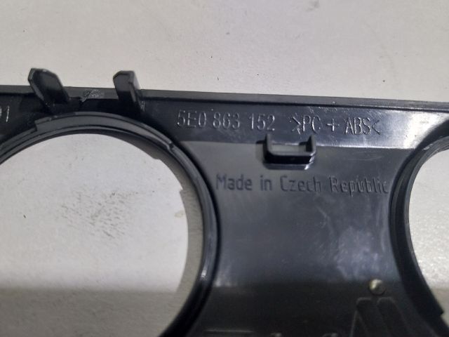 bontott SKODA OCTAVIA III Fűtéskapcsoló Keret