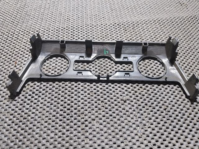 bontott SKODA OCTAVIA III Fűtéskapcsoló Keret