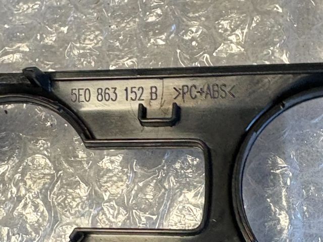 bontott SKODA OCTAVIA III Fűtéskapcsoló Keret