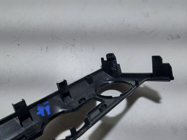 bontott SKODA OCTAVIA III Fűtéskapcsoló Keret