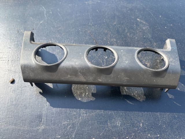 bontott SKODA OCTAVIA III Fűtéskapcsoló Keret