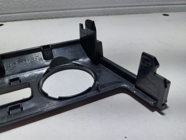 bontott SKODA OCTAVIA III Fűtéskapcsoló Keret