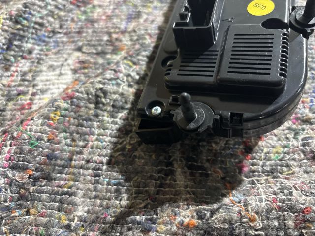 bontott SKODA OCTAVIA III Fűtéskapcsoló (manuális klímás)