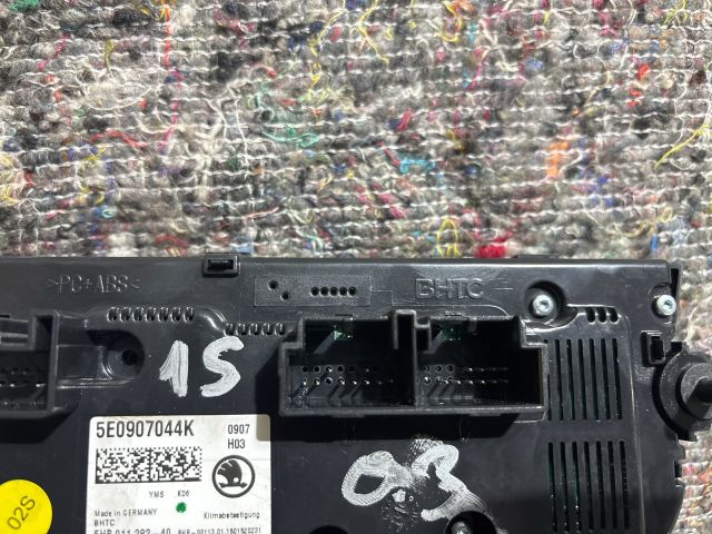 bontott SKODA OCTAVIA III Fűtéskapcsoló (manuális klímás)