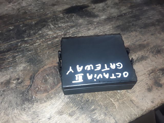 bontott SKODA OCTAVIA III Gateway Elektronika