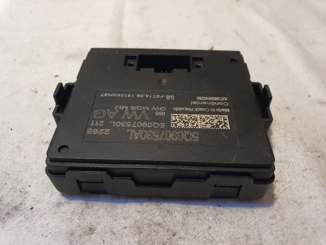 bontott SKODA OCTAVIA III Gateway Elektronika