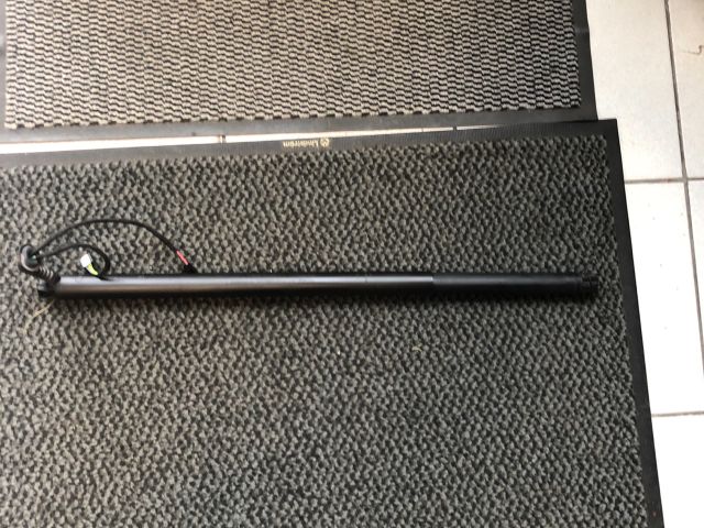 bontott SKODA OCTAVIA III Gázrugós Kitámasztó Teleszkóp Csomagtérajtó Bal