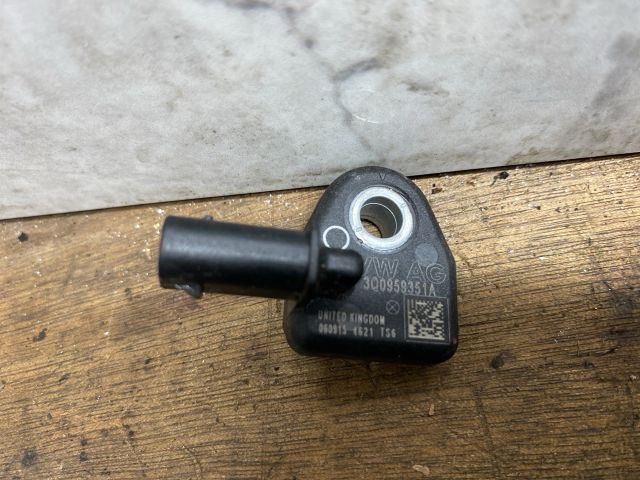 bontott SKODA OCTAVIA III Gyorsulás Jeladó